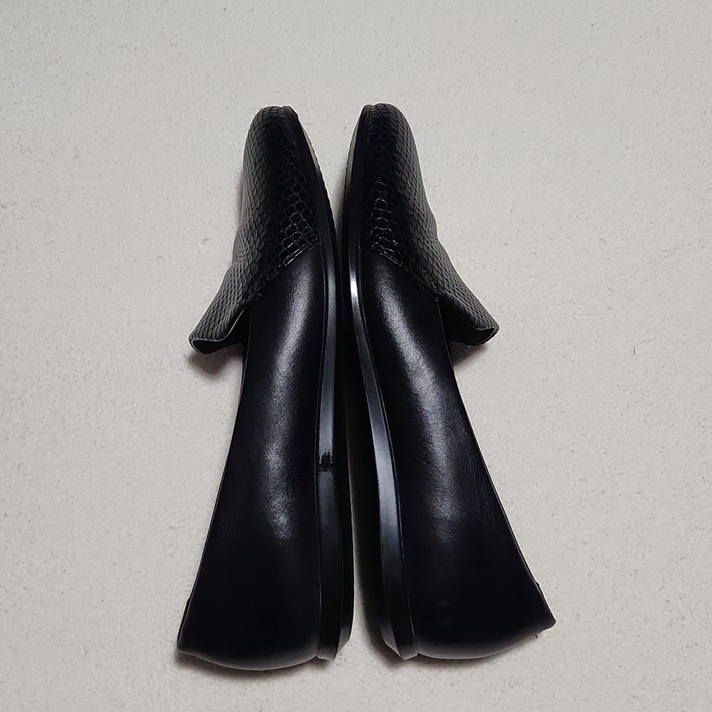 ECCO  WOMEN'S BLACK LOAFERS SIZE 39. - Picture 7 of 14